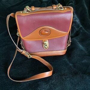 Maroon Dooney & Burke 90s satchel